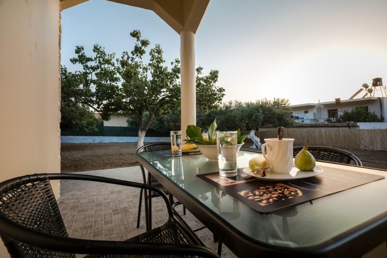 Nepheli Stone House Villa Platanos  Exterior photo