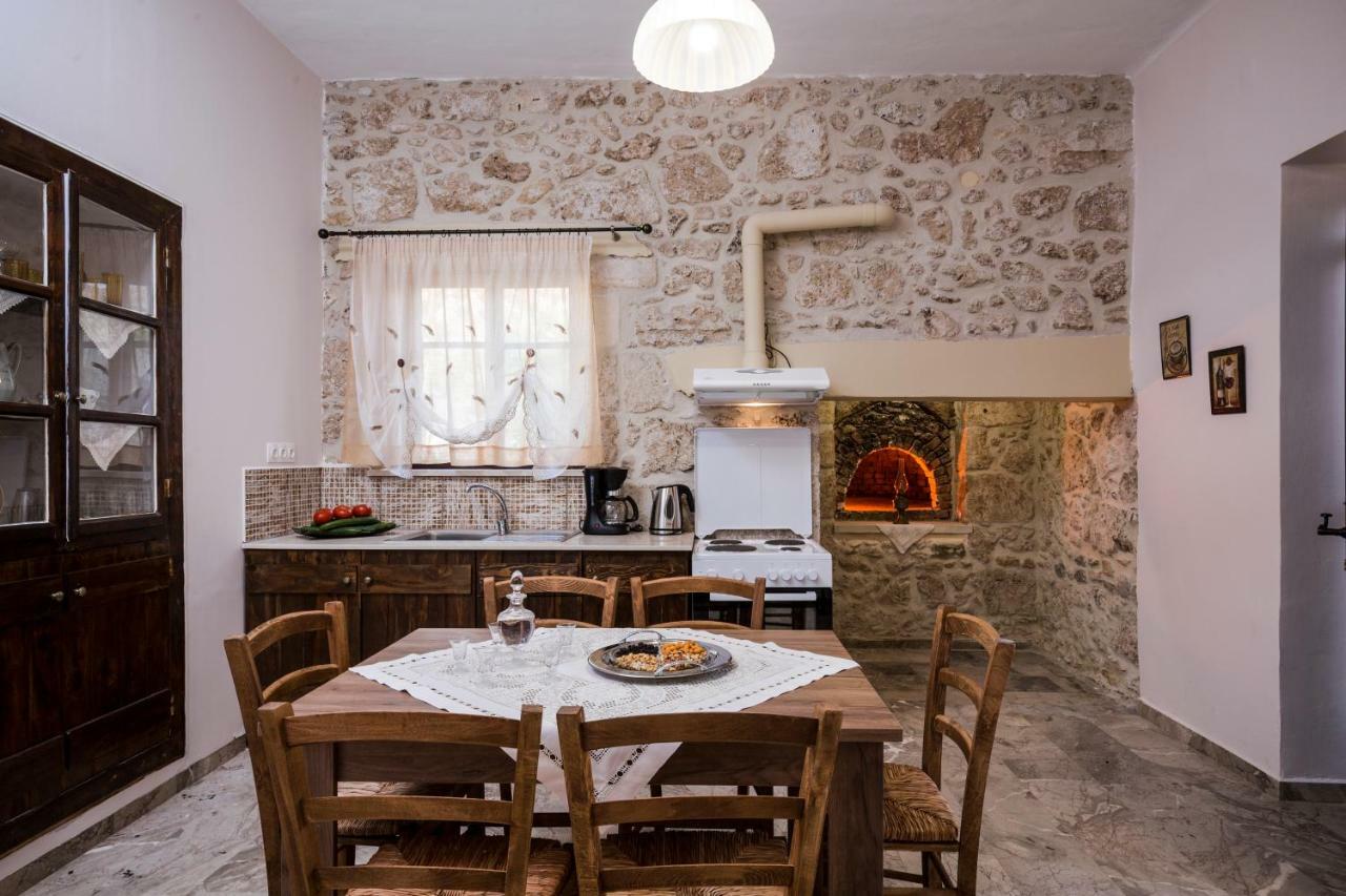 Nepheli Stone House Villa Platanos  Exterior photo