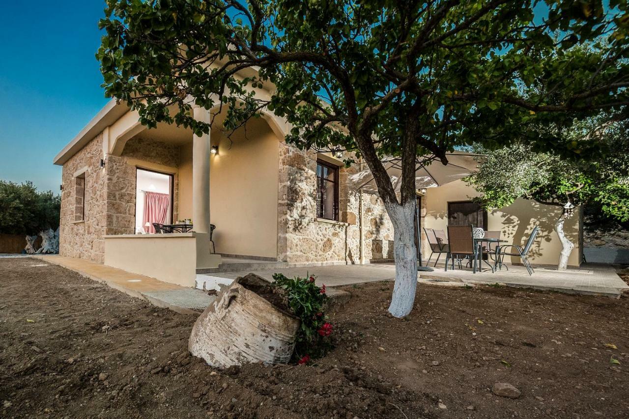 Nepheli Stone House Villa Platanos  Exterior photo
